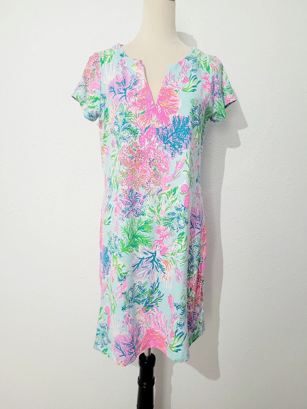 Lilly Pulitzer Women's Shift Dress Size Large Blue Pink Tropical Coral Print - Picture 2 of 11
